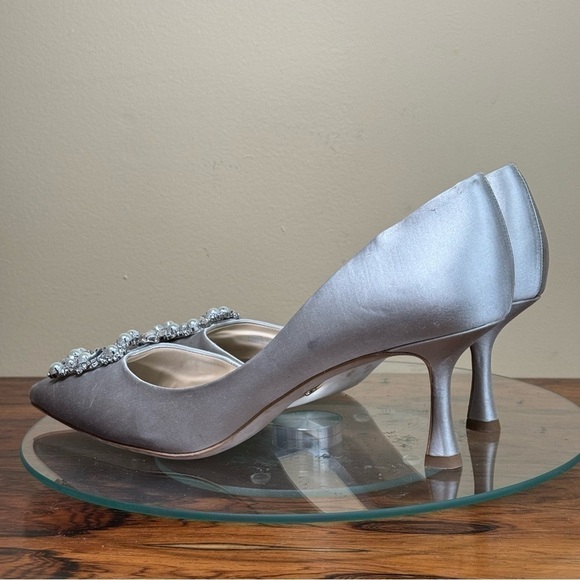 Badgley Mischka Fabia Kitten Heels - Picture 9 of 17